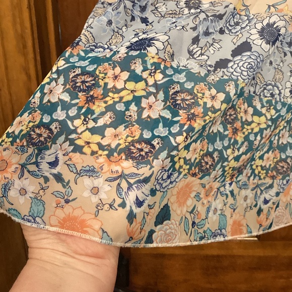 Size 3 Trixxi Navy Lace and Floral Spaghetti Strap Dress - Picture 10 of 16